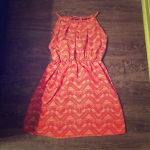 A Windsor pink dress size small